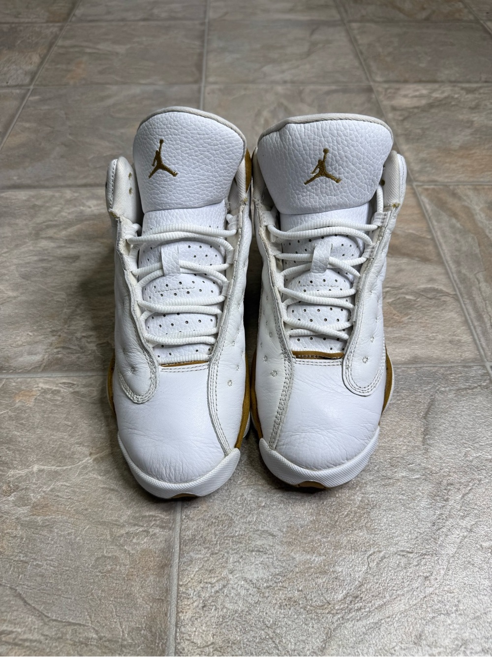 Air Jordan 13 Retro Wheat GS Boys Shoe Size 5.5Y Tan DJ3003-171 Preowned